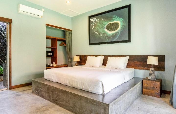 Big Brother Surf Inn Canggu Buitenkant foto