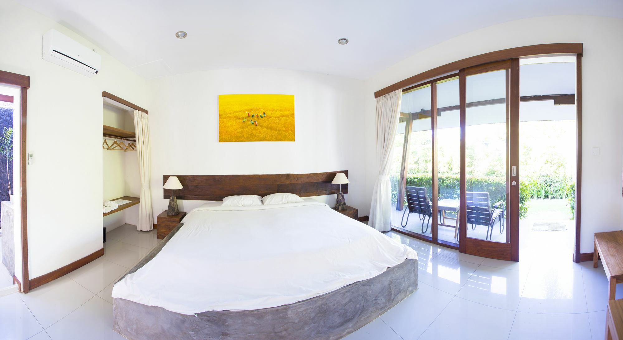 Big Brother Surf Inn Canggu Buitenkant foto