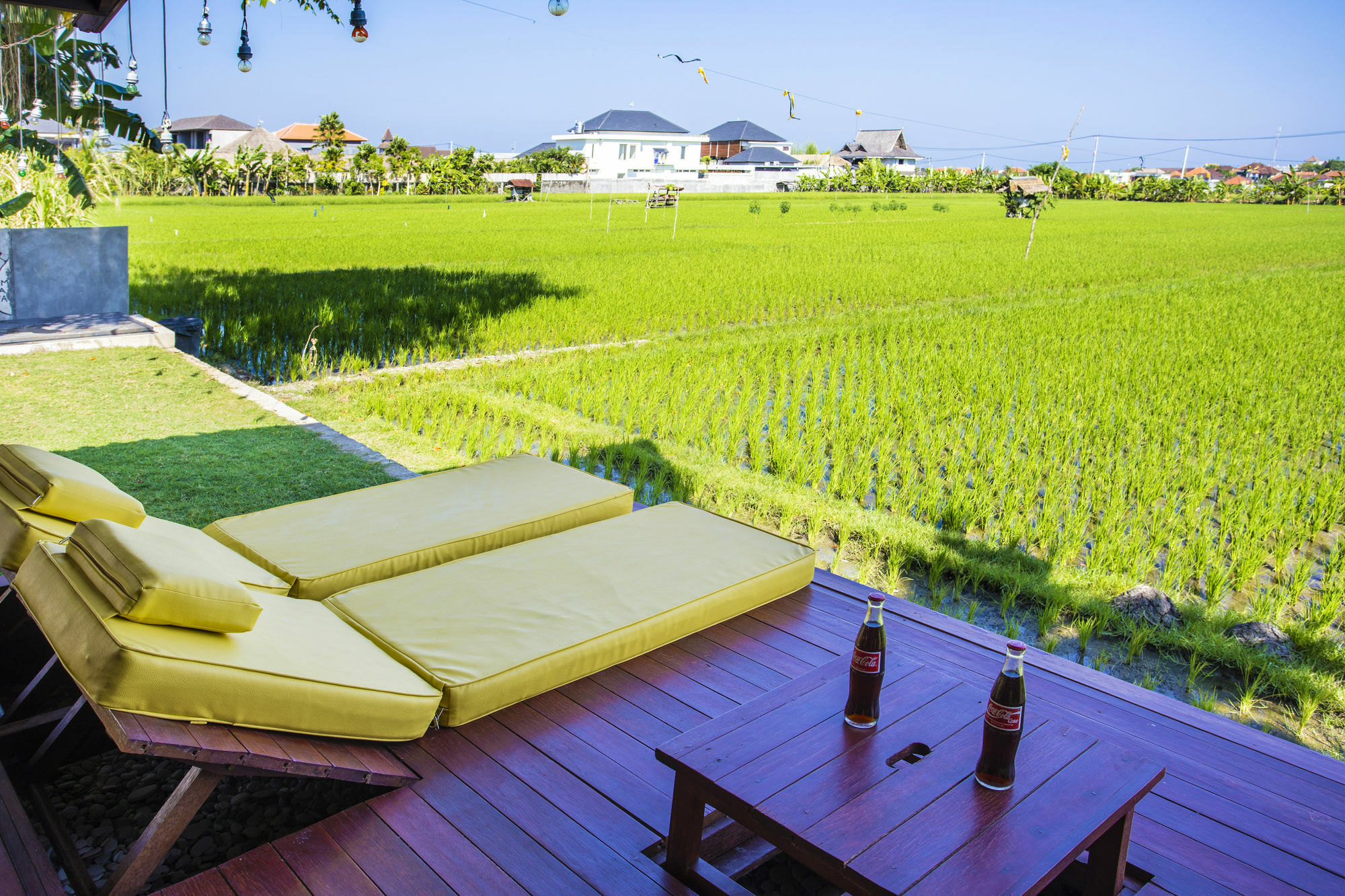 Big Brother Surf Inn Canggu Buitenkant foto