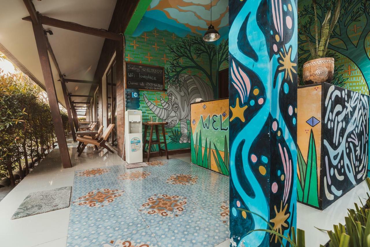 Big Brother Surf Inn Canggu Buitenkant foto