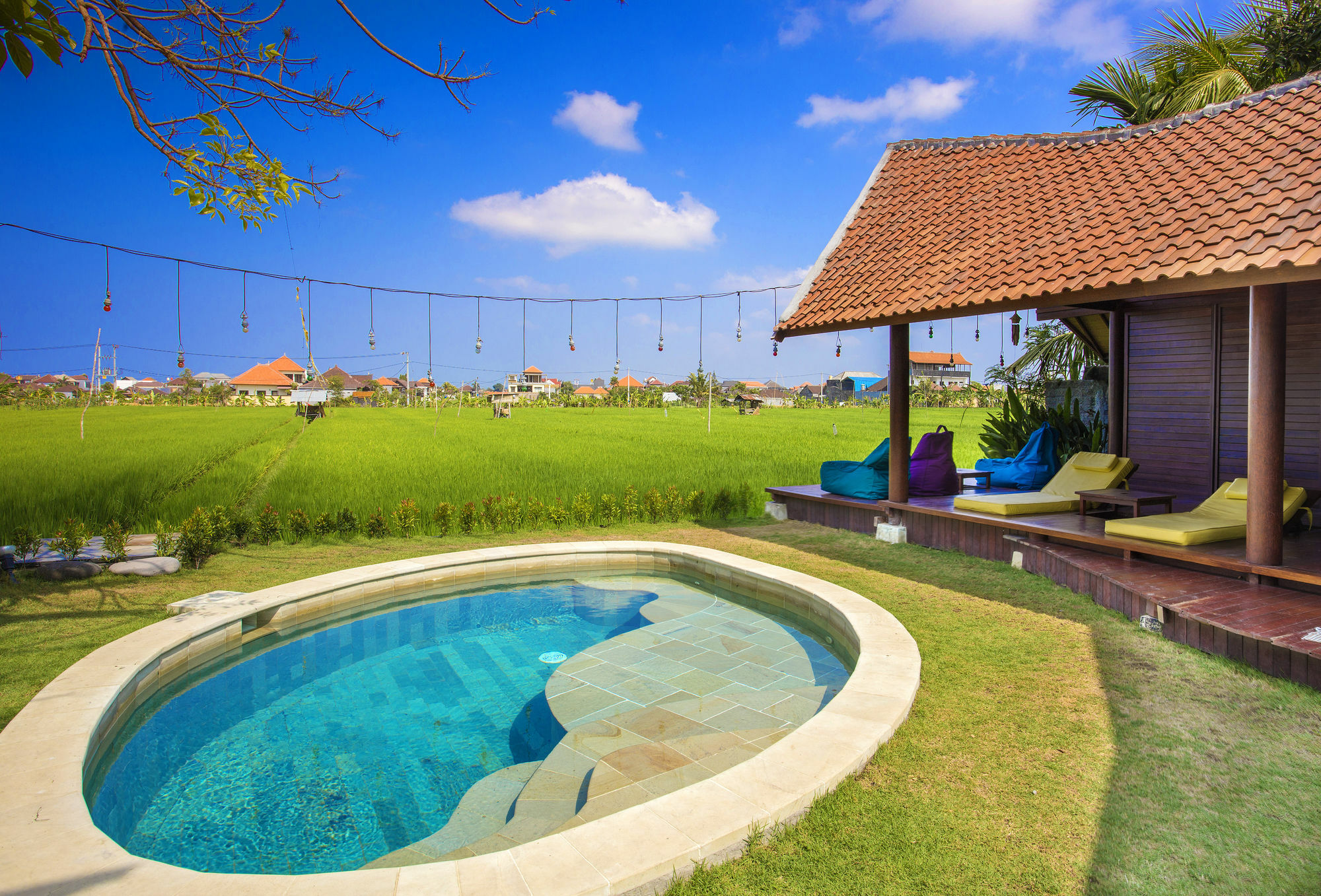 Big Brother Surf Inn Canggu Buitenkant foto